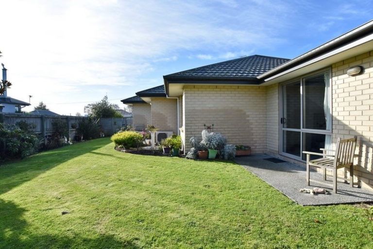 Photo of property in 40 Richill Street, Belfast, Christchurch, 8051