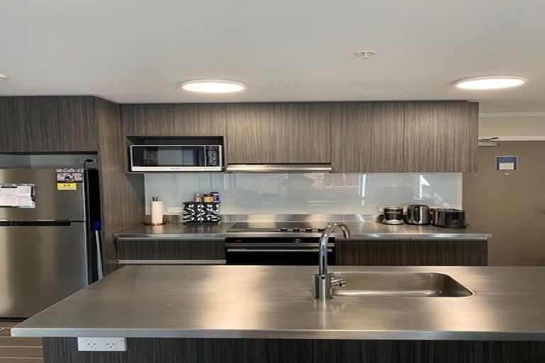 Photo of property in Frame Apartments, 2/111g Molesworth Street, Thorndon, Wellington, 6011