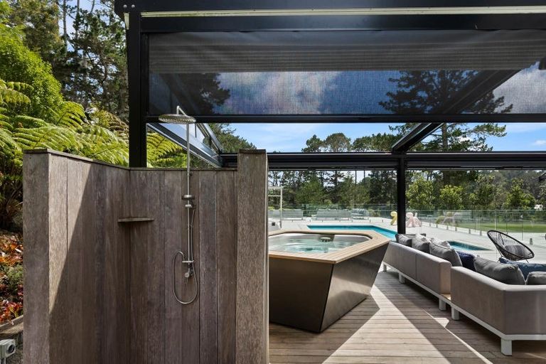 Photo of property in 16 Collings Drive, Lucas Heights, Albany, 0793