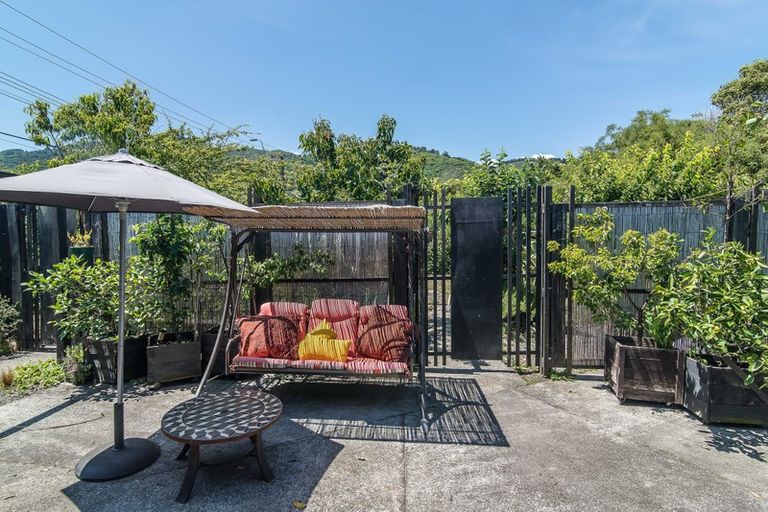 Photo of property in 14 Elizabeth Street, Waikanae, 5036