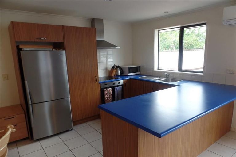 Photo of property in 492a Don Buck Road, Massey, Auckland, 0614