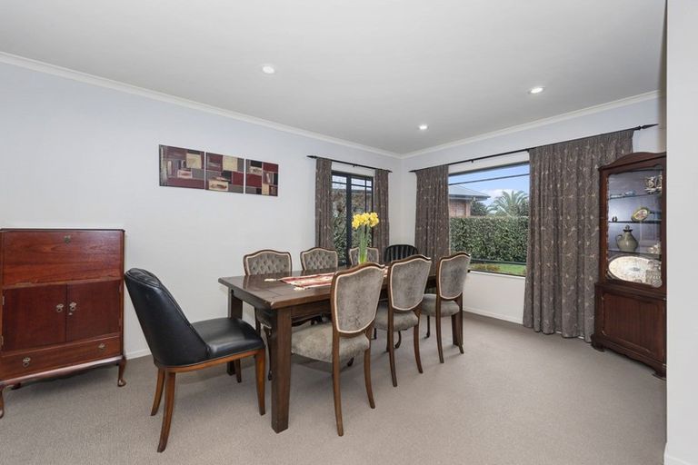 Photo of property in 45 Callum Brae Drive, Rototuna, Hamilton, 3210