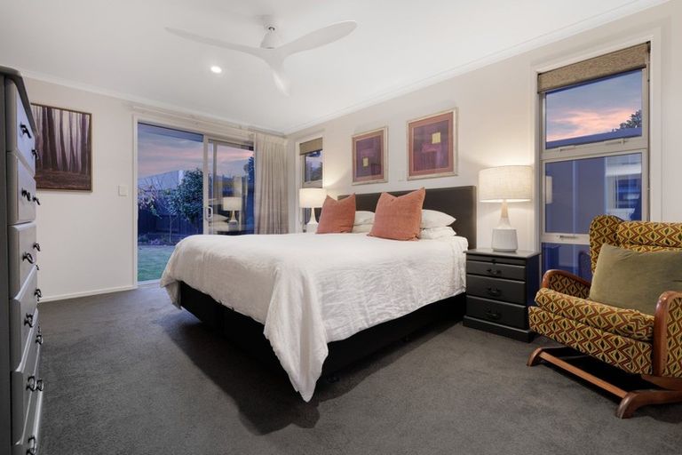 Photo of property in 21 Kahuparere Crescent, Pyes Pa, Tauranga, 3112