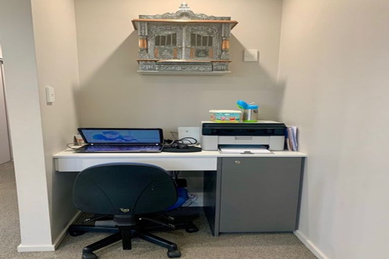 Photo of property in 6 Sharman Place, Wigram, Christchurch, 8042