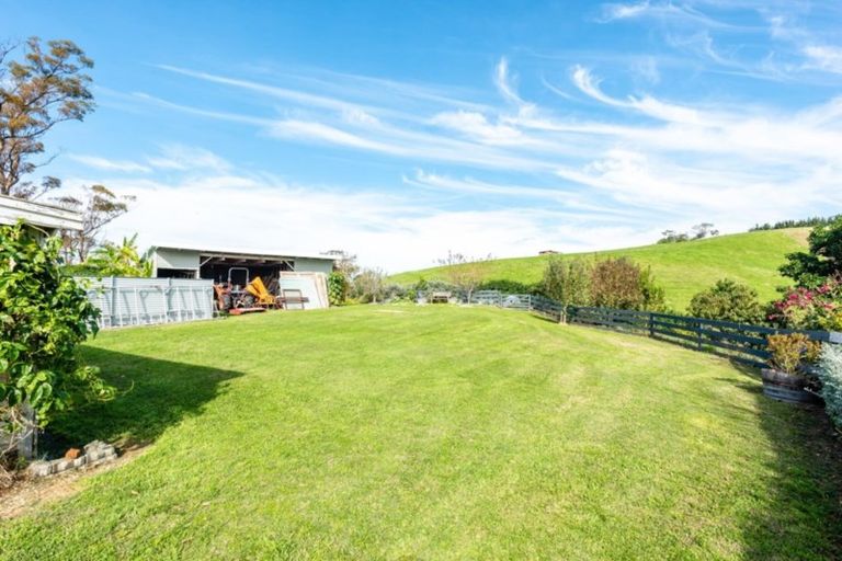 Photo of property in 363 Wharekopae Road, Patutahi, Gisborne, 4072