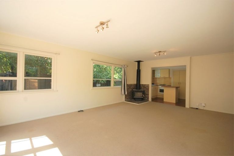 Photo of property in 1 Renata Crescent, Te Atatu Peninsula, Auckland, 0610
