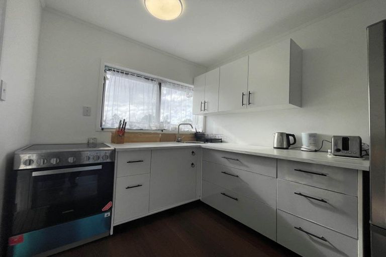 Photo of property in 2/30 Copley Street, New Lynn, Auckland, 0600
