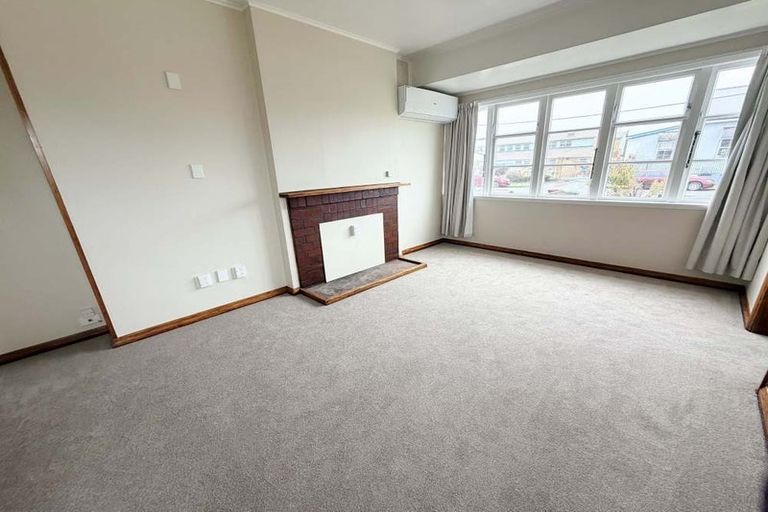 Photo of property in 12 Hardy Street, New Brighton, Christchurch, 8061