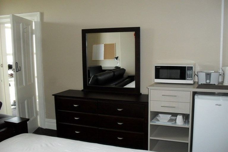 Photo of property in 54 Queen Street, North Dunedin, Dunedin, 9016