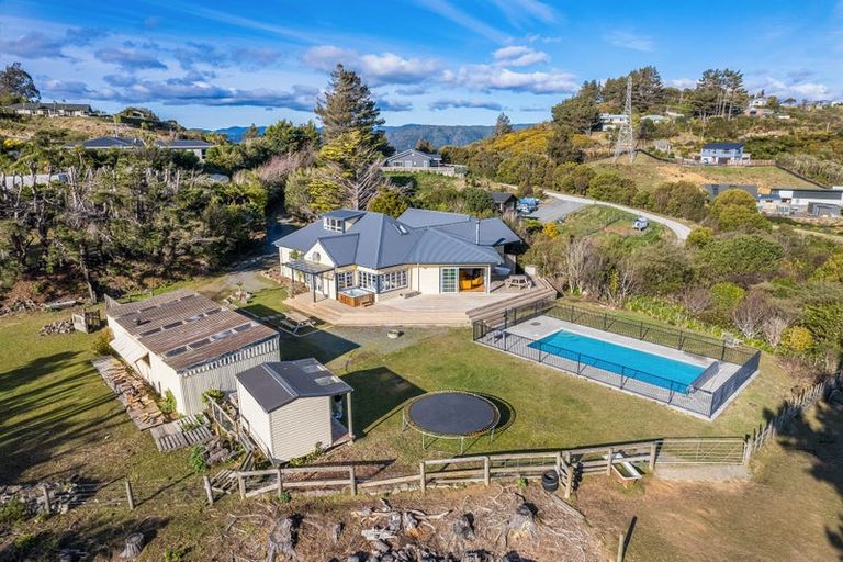 Photo of property in 59 Kaitangata Crescent, Kelson, Lower Hutt, 5010