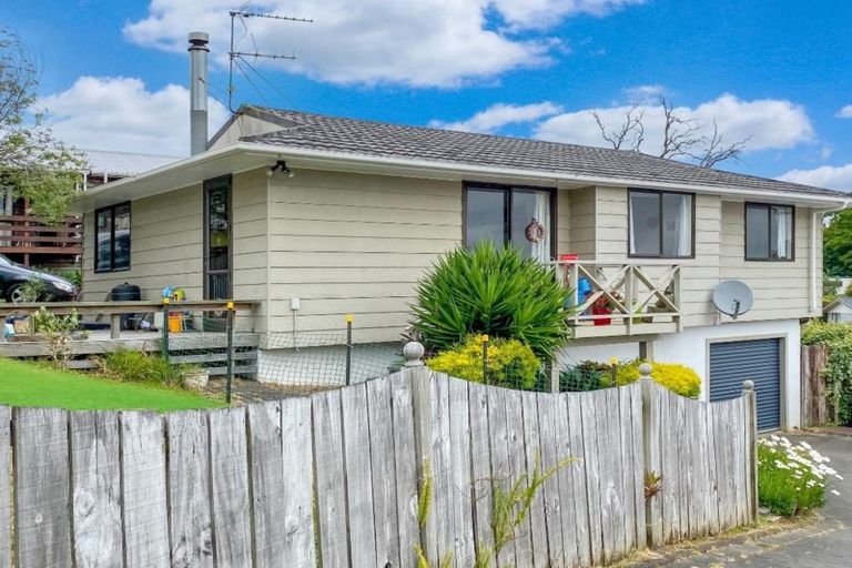 Photo of property in 1/151 Spinella Drive, Bayview, Auckland, 0629