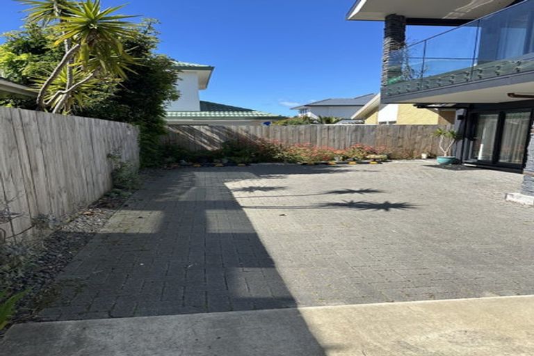 Photo of property in 216a Bucklands Road, Bucklands Beach, Auckland, 2012