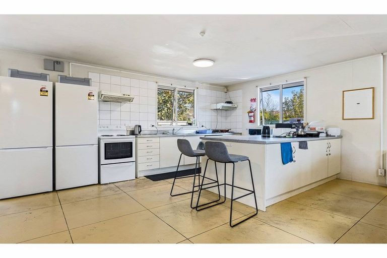 Photo of property in 352a Blenheim Road, Upper Riccarton, Christchurch, 8041