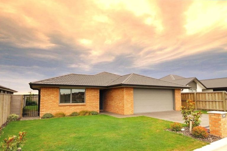 Photo of property in 6 Shilton Lane, Pegasus, 7612