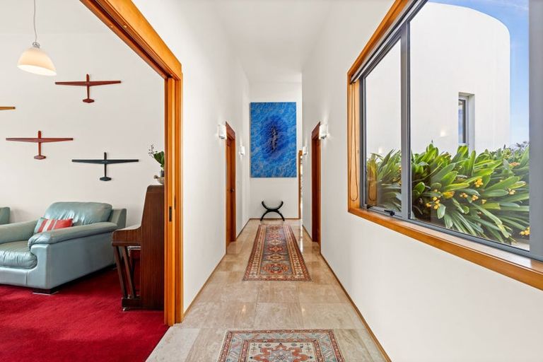 Photo of property in 2536 State Highway 50, Roys Hill, Hastings, 4175