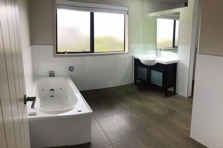 Photo of property in 26 Tallentire Crescent, Huntington, Hamilton, 3210