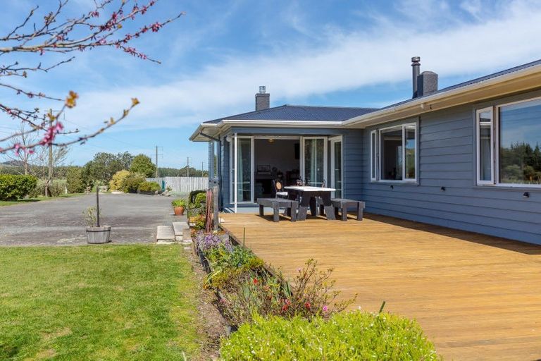 Photo of property in 1827 State Highway 2, Kiriwhakapapa, Masterton, 5881
