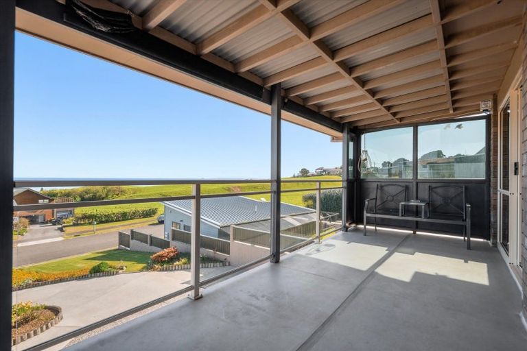Photo of property in 16 Ngaparaoa Drive, Maketu, Te Puke, 3189