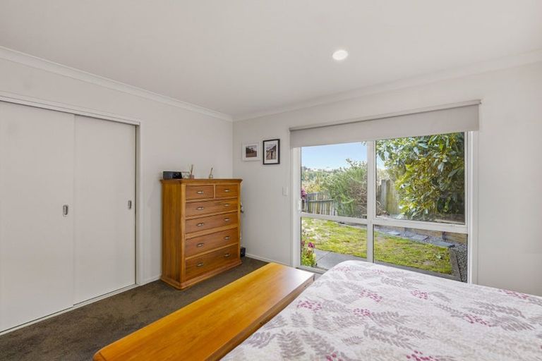 Photo of property in 66 Waterside Drive, Pyes Pa, Tauranga, 3112