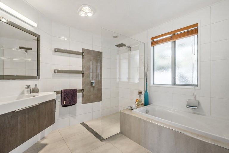 Photo of property in 6 Fenty Place, Mosgiel, 9024