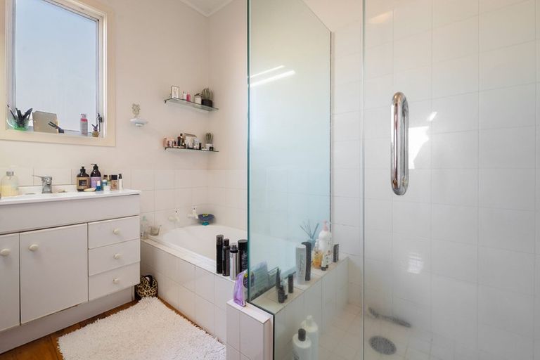 Photo of property in 6a Uta Street, Utuhina, Rotorua, 3015