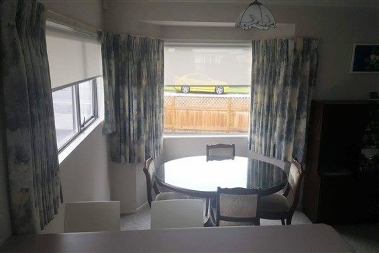 Photo of property in 273/1 Mangorei Road, Merrilands, New Plymouth, 4312