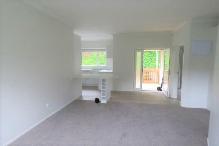 Photo of property in 46 Carrington Street, Lower Vogeltown, New Plymouth, 4310
