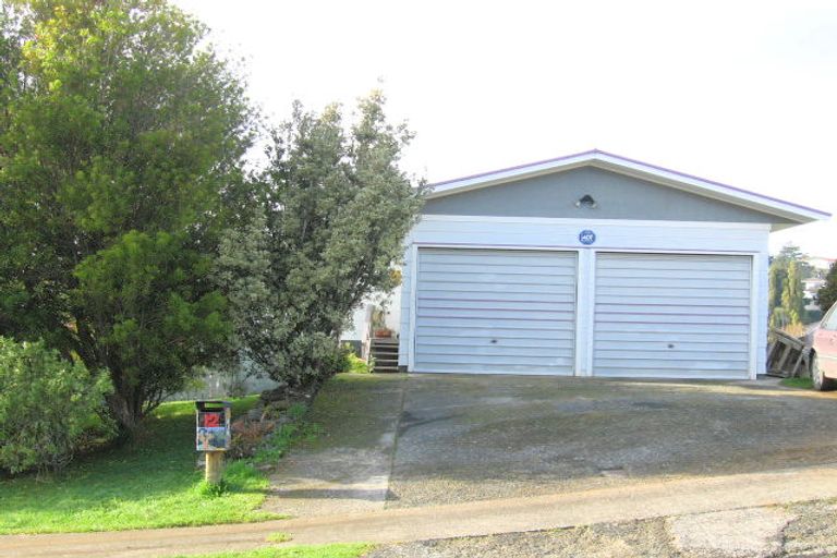 Photo of property in 12 El Viso Place, Te Kamo, Whangarei, 0112