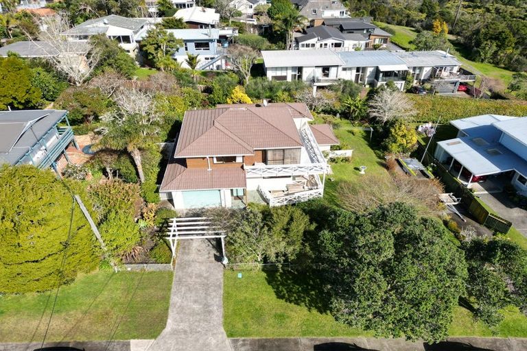Photo of property in 4 Rae Road, Campbells Bay, Auckland, 0620