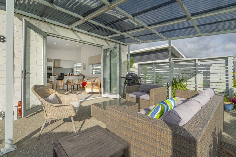 Photo of property in 16 Vanita Drive, Whitianga, 3510