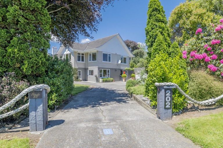 Photo of property in 2 Macarthur Street, Levin, 5510