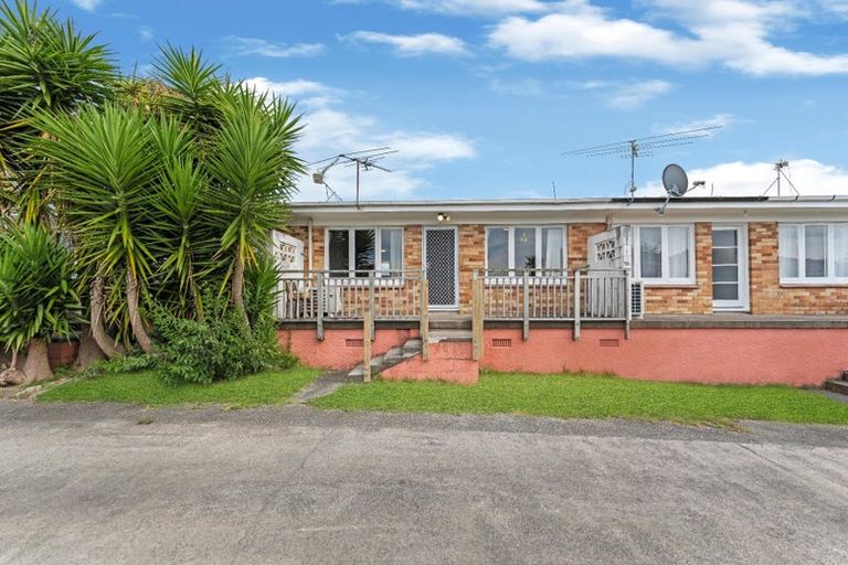 Photo of property in 2/6a View Road, Papakura, 2110