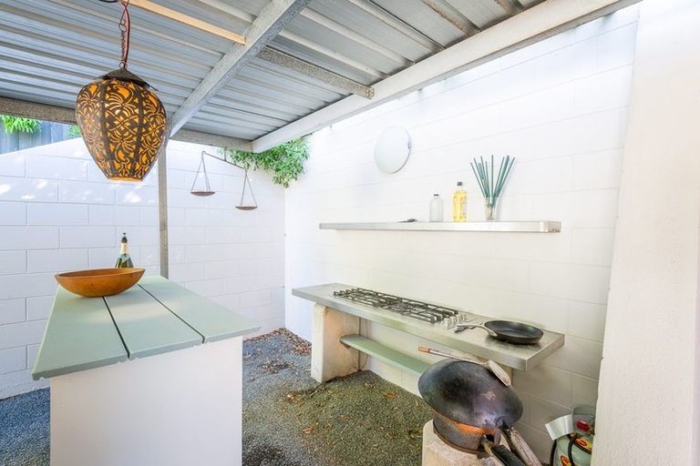 Photo of property in 3 Plumwood Lane, Cashmere, Christchurch, 8022