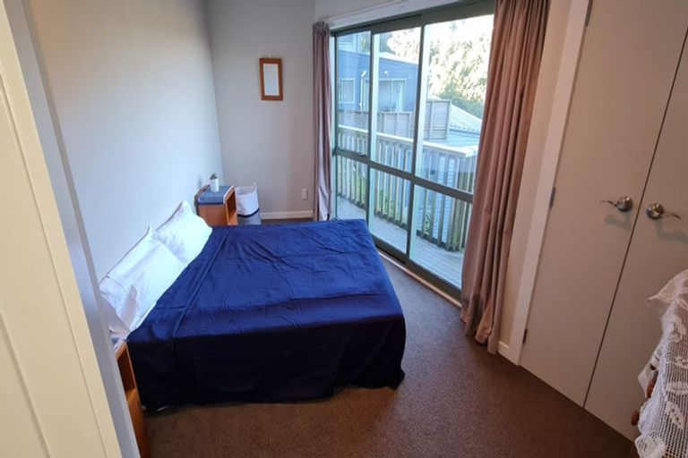 Photo of property in 129 Raroa Road, Aro Valley, Wellington, 6012