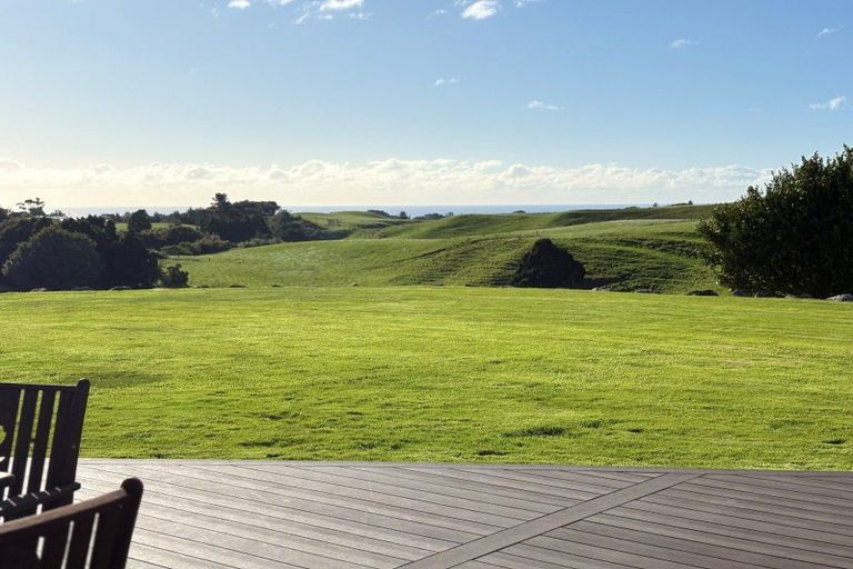 Photo of property in 169 Upper Pitone Road, Pitone, New Plymouth, 4374