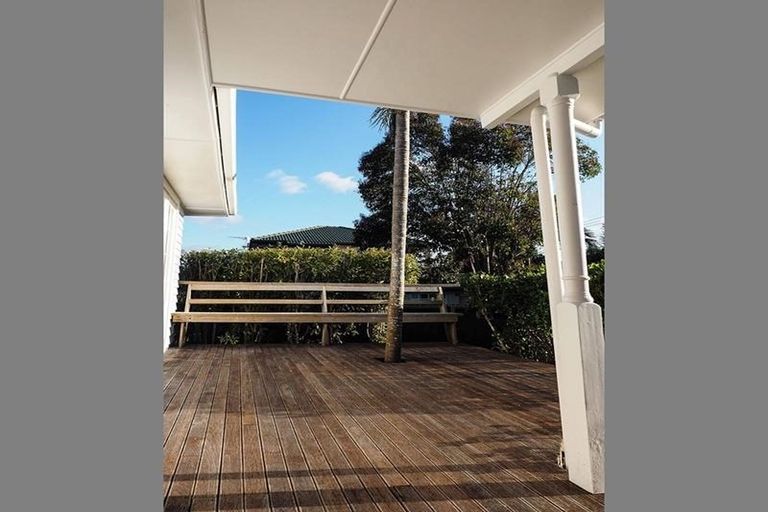 Photo of property in 56 Nile Road, Milford, Auckland, 0620