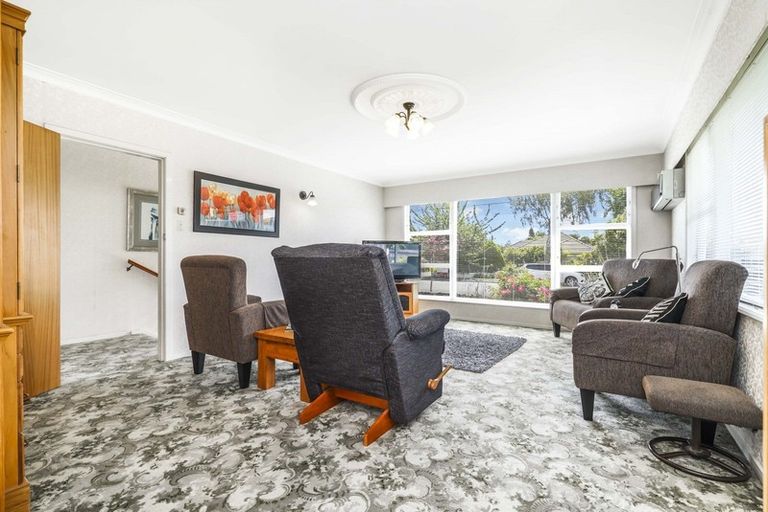 Photo of property in 40 Braid Road, St Andrews, Hamilton, 3200
