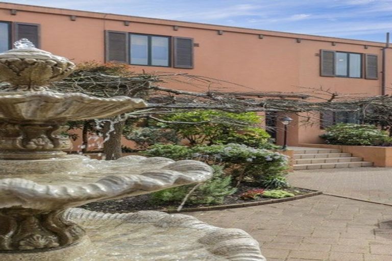 Photo of property in 2/10 Cleveland Road, Parnell, Auckland, 1052