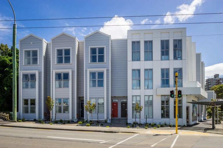 Photo of property in 242 Victoria Street, Te Aro, Wellington, 6011