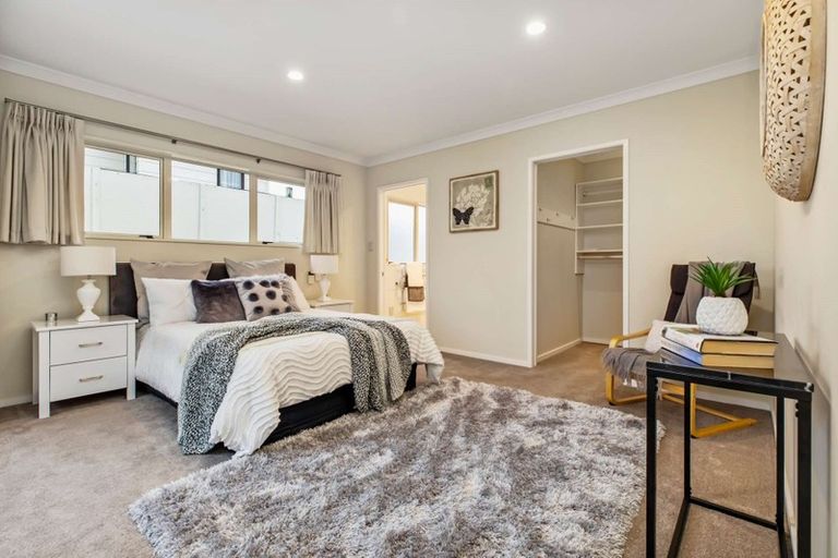 Photo of property in 10 West Street, Papakura, 2110