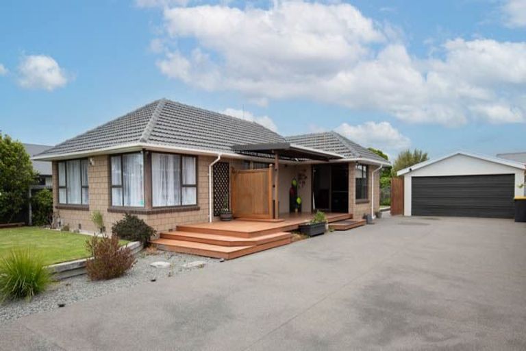 Photo of property in 4 Endeavour Street, North New Brighton, Christchurch, 8083