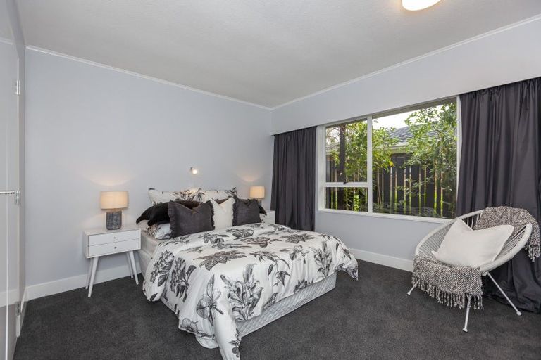 Photo of property in 21 Rewarewa Crescent, Waikanae, 5036