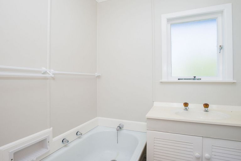 Photo of property in 9 Porter Street, Outer Kaiti, Gisborne, 4010