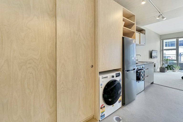 Photo of property in Vela Apartments, 3/2g Campbell Terrace, Petone, Lower Hutt, 5012