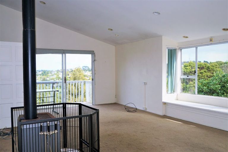 Photo of property in 238 Glenvar Road, Torbay, Auckland, 0630