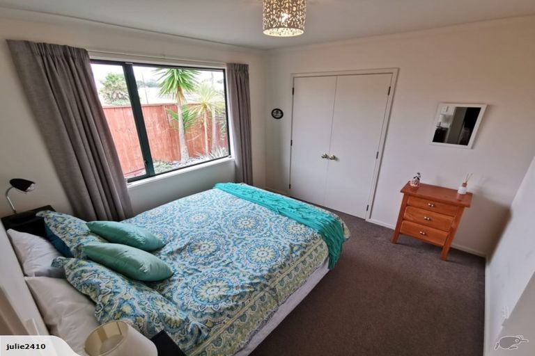 Photo of property in 5 Kihi Place, Ruakaka, 0116