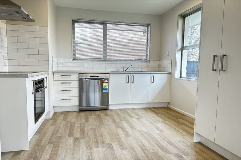 Photo of property in 1/4 Grove Road, Addington, Christchurch, 8024