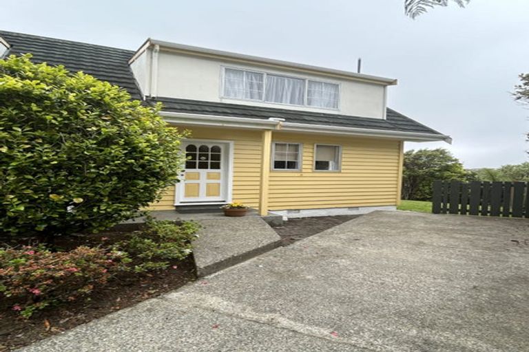 Photo of property in 99a Allington Road, Karori, Wellington, 6012