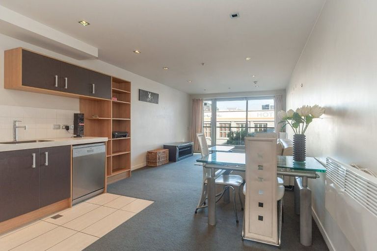 Photo of property in Monument Apartments, 2g/245 Wakefield Street, Te Aro, Wellington, 6011