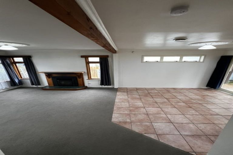 Photo of property in 162 Weraroa Road, Levin, 5510